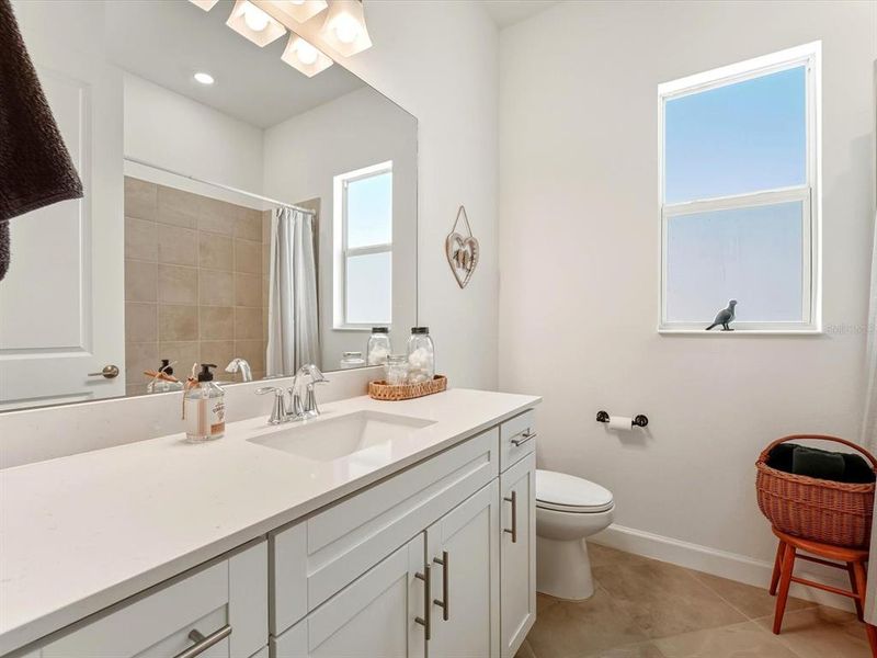 Furnished interior view inside a new home in , Englewood (Image 35).