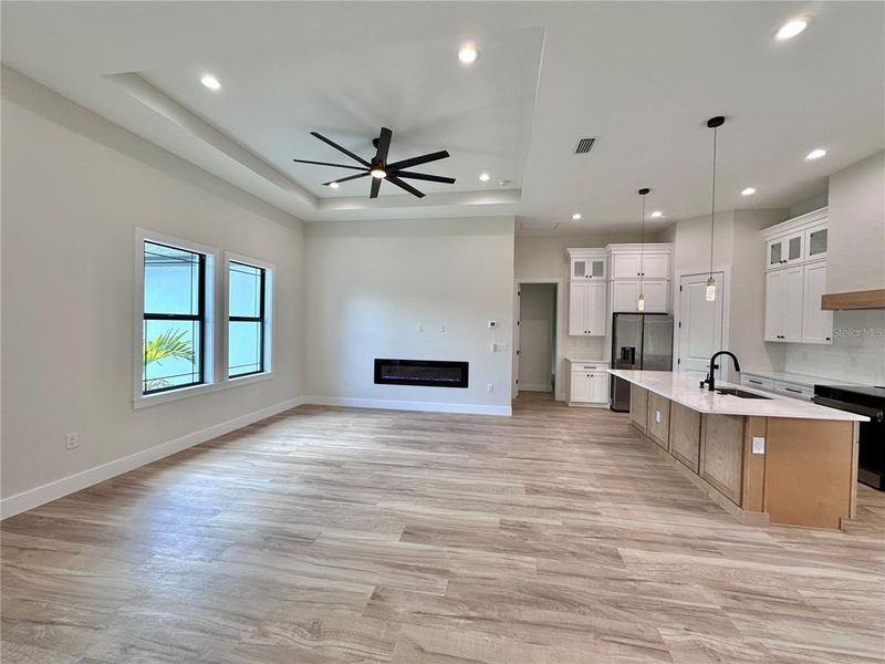 Spacious, unfurnished interior of a new home in , North Port (Image 16).