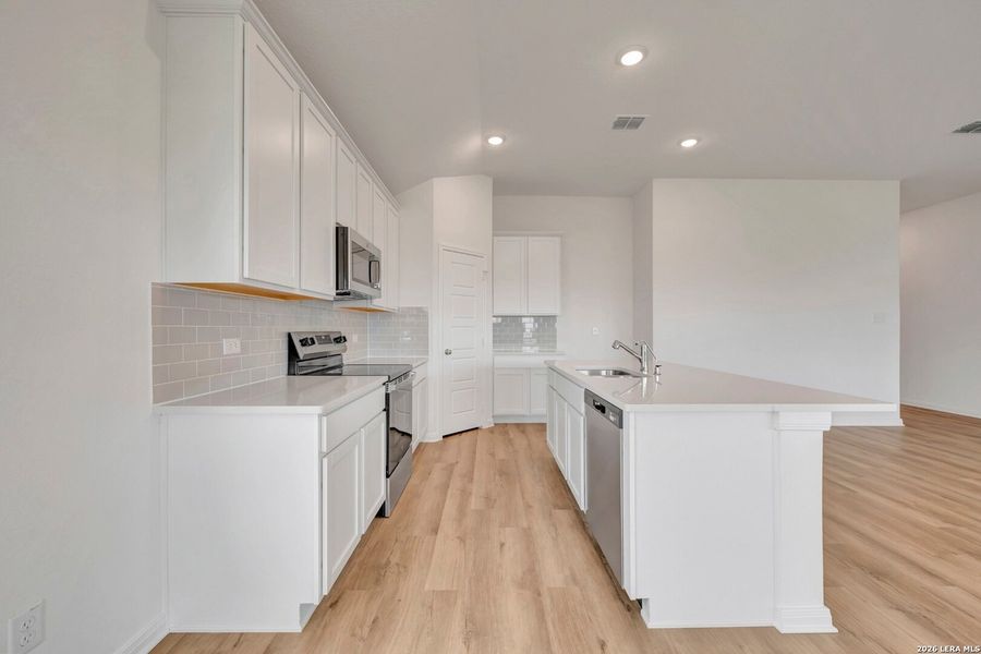 Furnished interior view inside a new home in Greenspoint Heights, Seguin (Image 8).