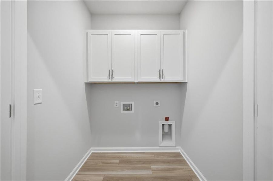 Spacious, unfurnished interior of a new home in The Bluffs, Canton (Image 21).
