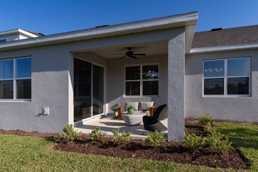 Covered Lanai for Outdoor Living in Central Florida Home