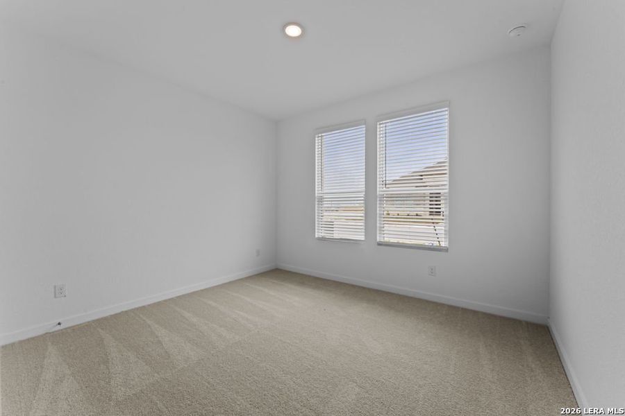 Spacious, unfurnished interior of a new home in Brookmill, San Antonio (Image 19).