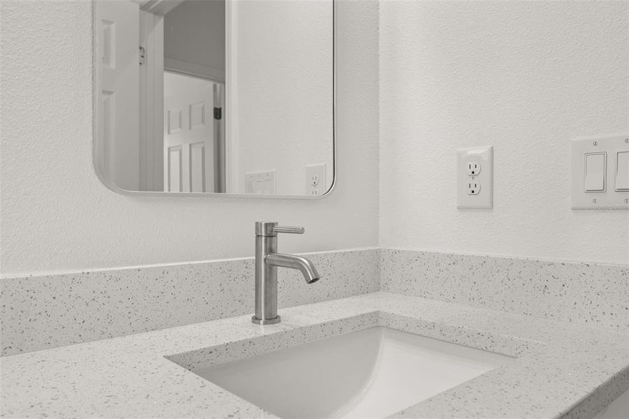 Close-up of interior finishes inside a home in , Dunnellon (Image 15).