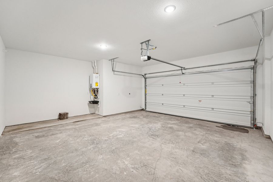 Spacious, unfurnished interior of a new home in Koenig Townhomes, Austin (Image 21).