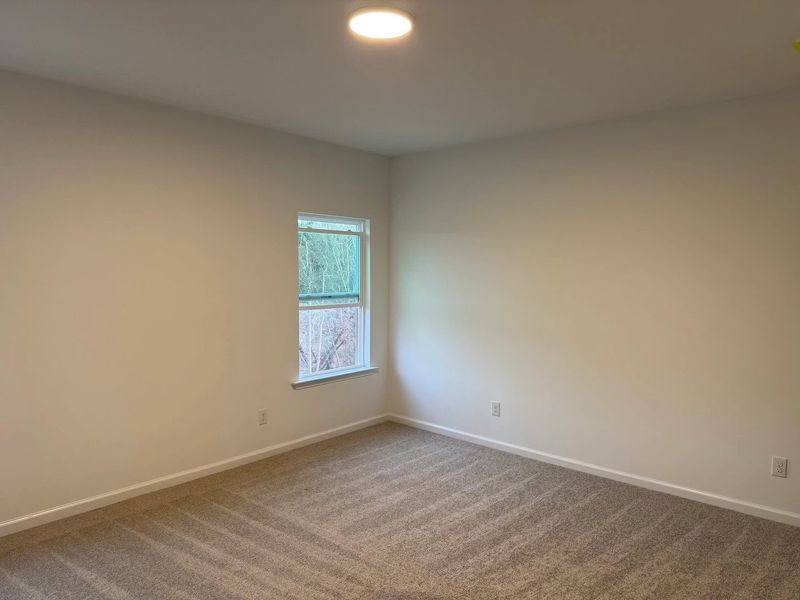 Primary Bed featuring the AW Collection® Artisan - Soft layers and natural tones for everyday rest and retreat. Primary Bed featuring the AW Collection® Artisan - Soft layers and natural tones for everyday rest and retreat.