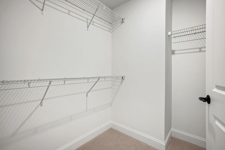 Spacious, unfurnished interior of a new home in Forest Creek, Waxhaw (Image 20).