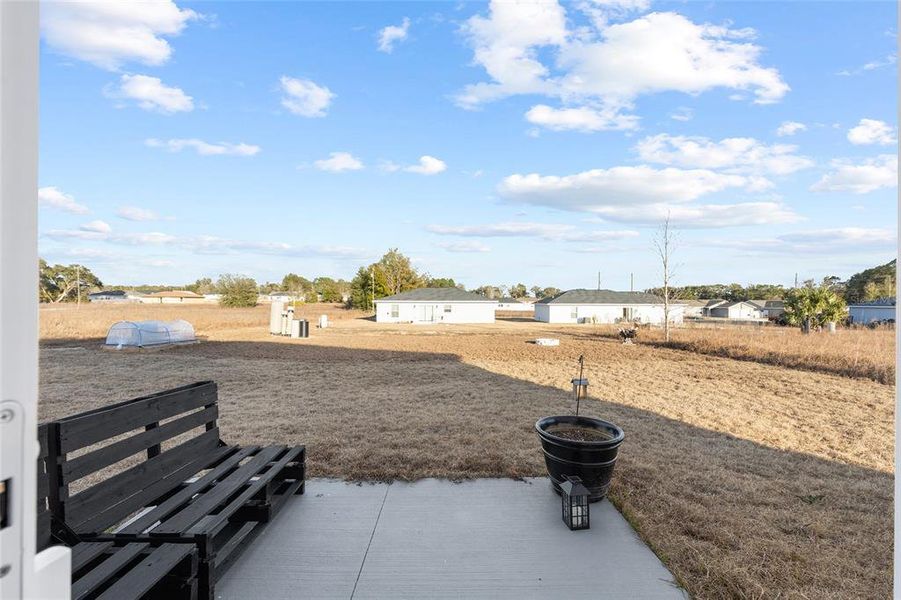 Exterior details and patio area of a home in , Ocala (Image 20).