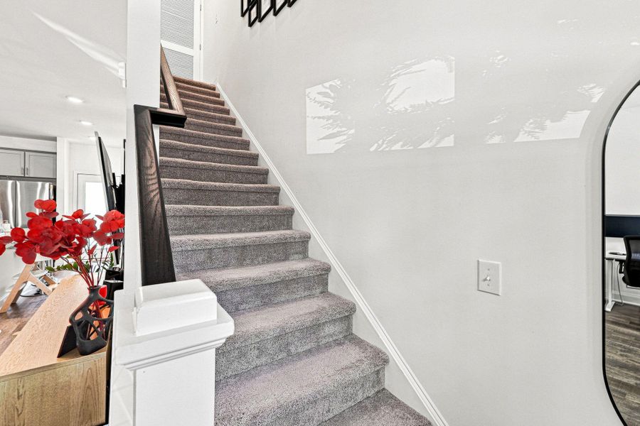 Furnished interior view inside a new home in , Wando (Image 7).
