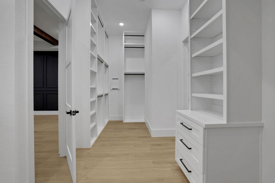 Image 25 of a home in .