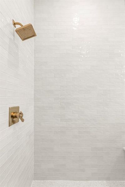 37. 4711 Belo - Bath (4)