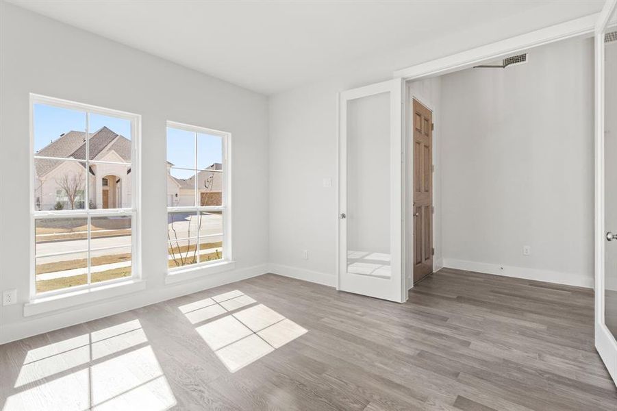 Spacious, unfurnished interior of a new home in Lyons Crest Estates, Garland (Image 36). Spacious, unfurnished interior of a new home in Lyons Crest Estates, Garland (Image 36).