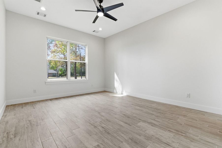 Spacious, unfurnished interior of a new home in , Montgomery (Image 29).