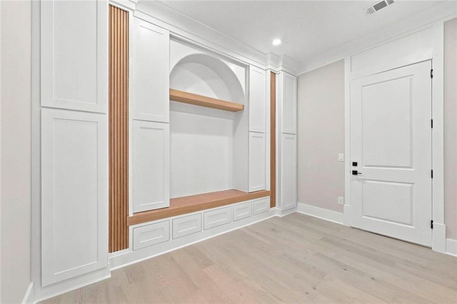 Spacious, unfurnished interior of a new home in , Loganville (Image 68).