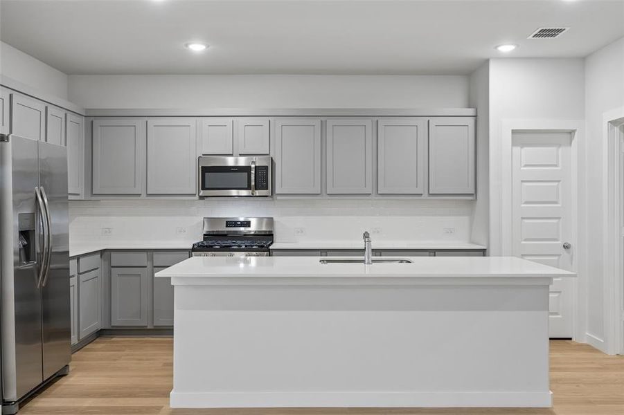 Furnished interior view inside a new home in , Lavon (Image 8).