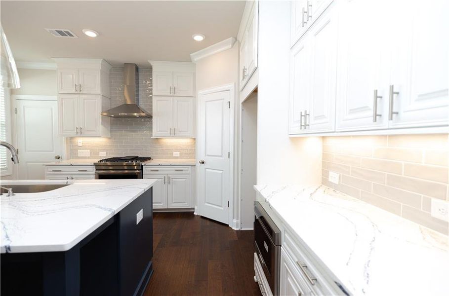 Furnished interior view inside a new home in Waterside Single Family, Peachtree Corners (Image 13).