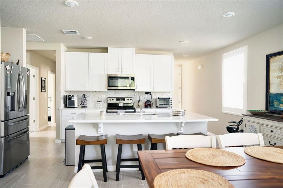 Furnished interior view inside a new home in Park East, Plant City (Image 7). Furnished interior view inside a new home in Park East, Plant City (Image 7).