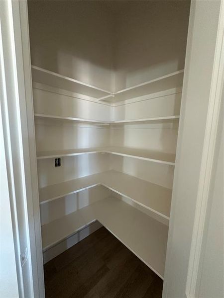 Spacious, unfurnished interior of a new home in , Abilene (Image 9).