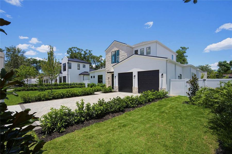 Front exterior of a new home in , Winter Park, FL, highlighting curb appeal (Image 24).