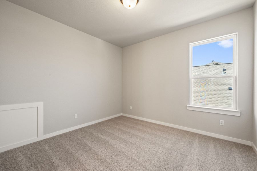 Spacious, unfurnished interior of a new home in Lariat, Liberty Hill (Image 43).