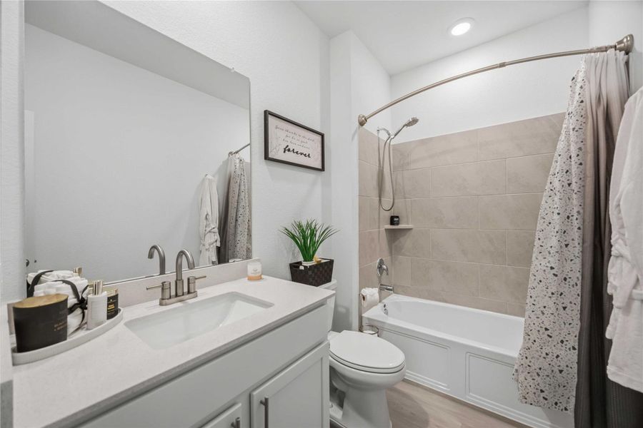 Secondary Bathroom Secondary Bathroom