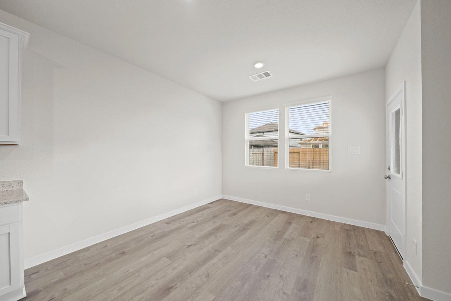 Spacious, unfurnished interior of a new home in Granger Pines, Conroe (Image 21). Spacious, unfurnished interior of a new home in Granger Pines, Conroe (Image 21).