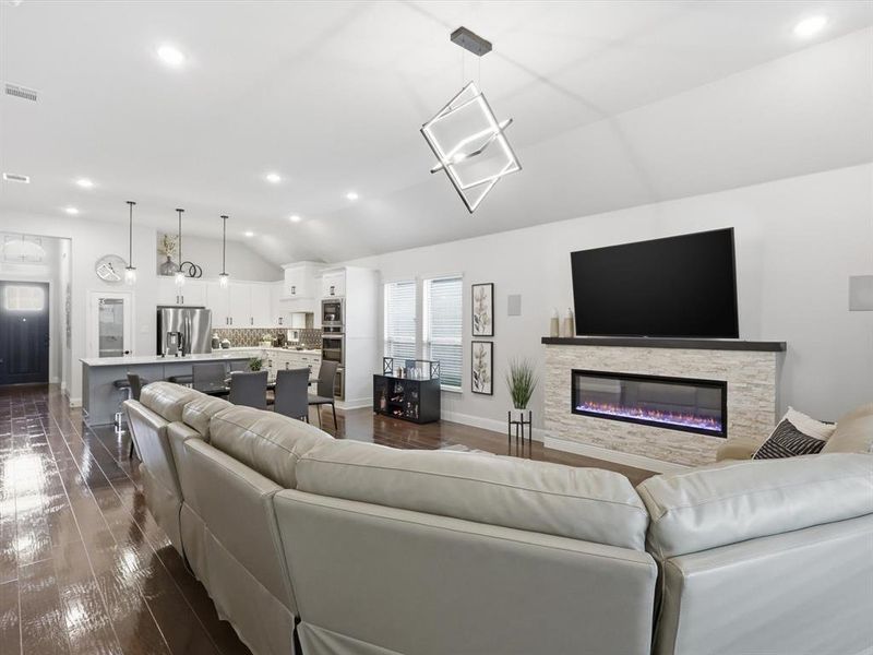 Furnished interior view inside a new home in , Mansfield (Image 27).