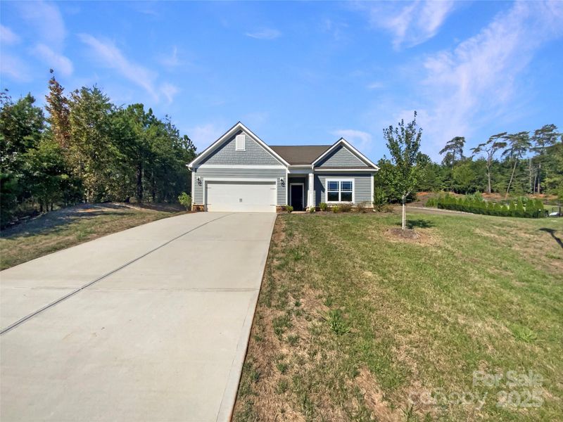 Image 18 of a home in Edgewater.