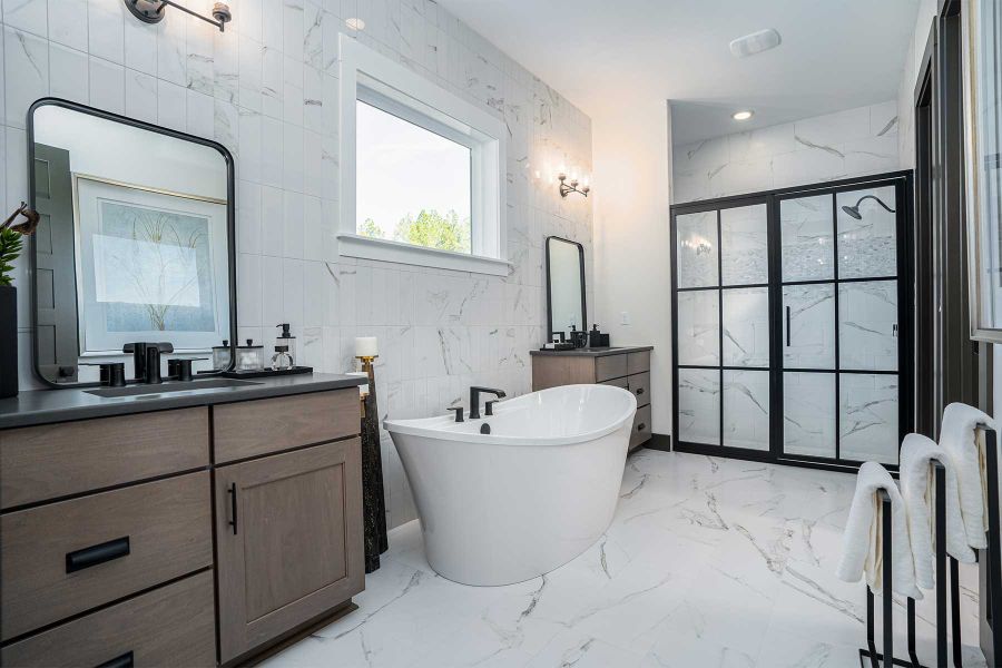 Representative furnished interior of a home built from the Harper - Hidden Creek by MasterCraft Builder Group in SilverLeaf, St. Augustine (Image 14).