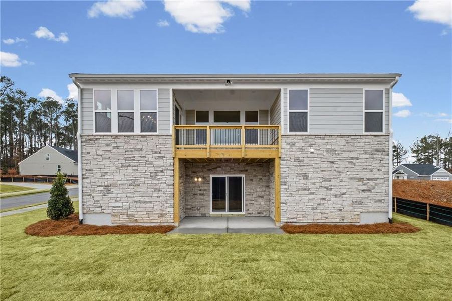 Exterior details and patio area of a home in Easton Park, Dallas (Image 21). Exterior details and patio area of a home in Easton Park, Dallas (Image 21).