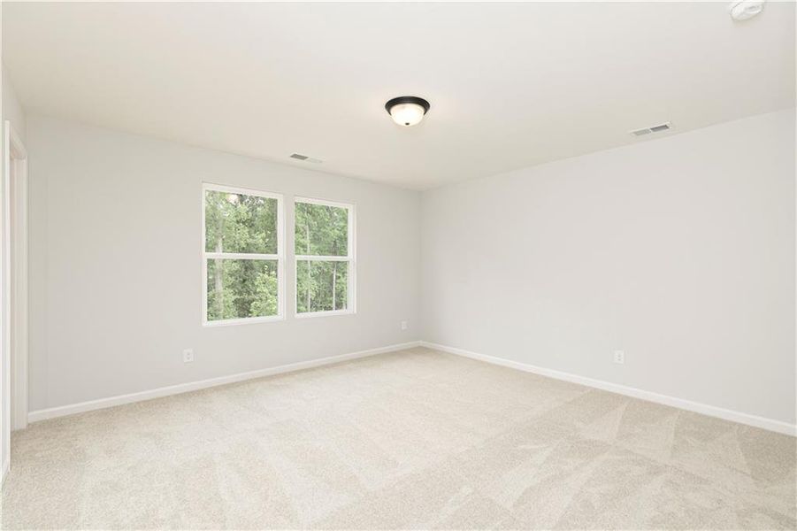 Spacious, unfurnished interior of a new home in Rhodes Glen, Lawrenceville (Image 35).