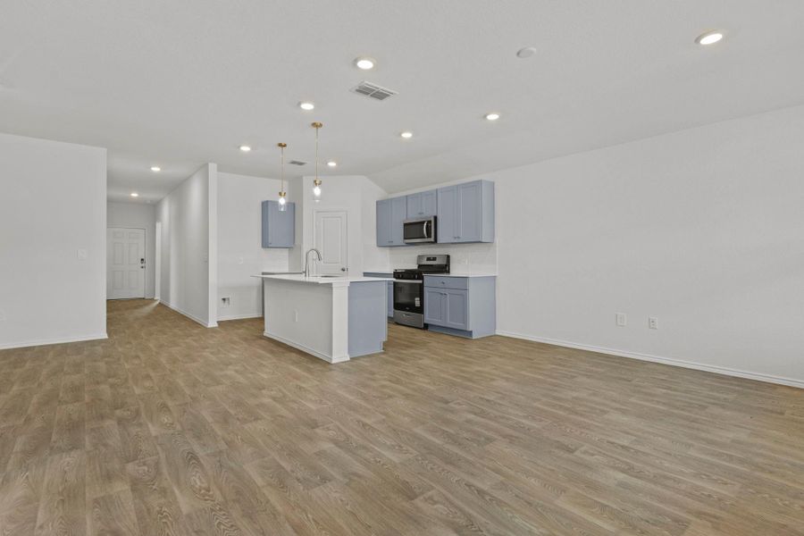 Spacious, unfurnished interior of a new home in Talavera, Kyle (Image 29). Spacious, unfurnished interior of a new home in Talavera, Kyle (Image 29).