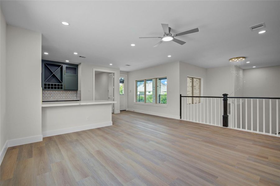 Spacious, unfurnished interior of a new home in , Spring (Image 38).