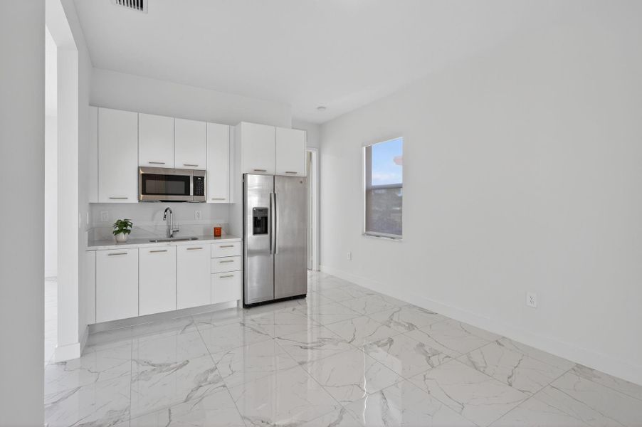 Image 48 of a home in .