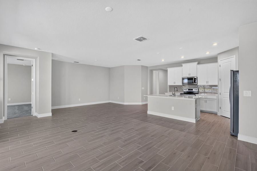Spacious, unfurnished interior of a new home in Windwater, Parrish (Image 8).