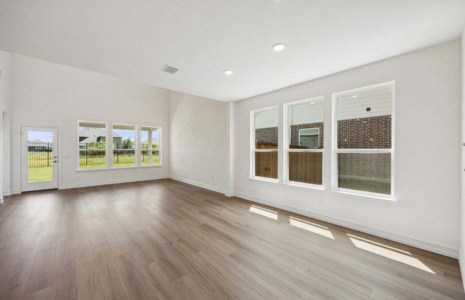 Spacious, unfurnished interior of a new home in Anna Town Square, Anna (Image 18). Spacious, unfurnished interior of a new home in Anna Town Square, Anna (Image 18).