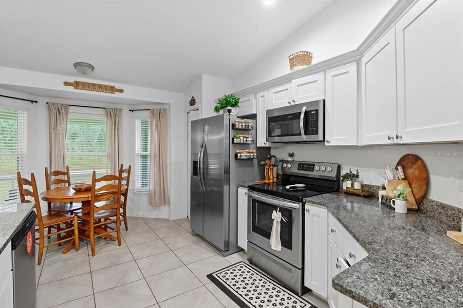 Furnished interior view inside a new home in , Ocala (Image 5).