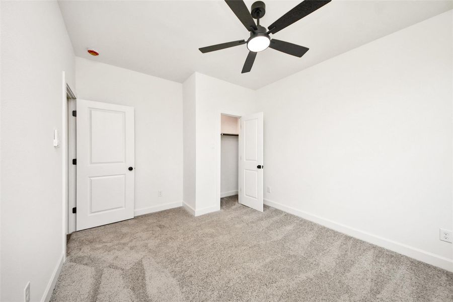 Spacious, unfurnished interior of a new home in , Hempstead (Image 22).