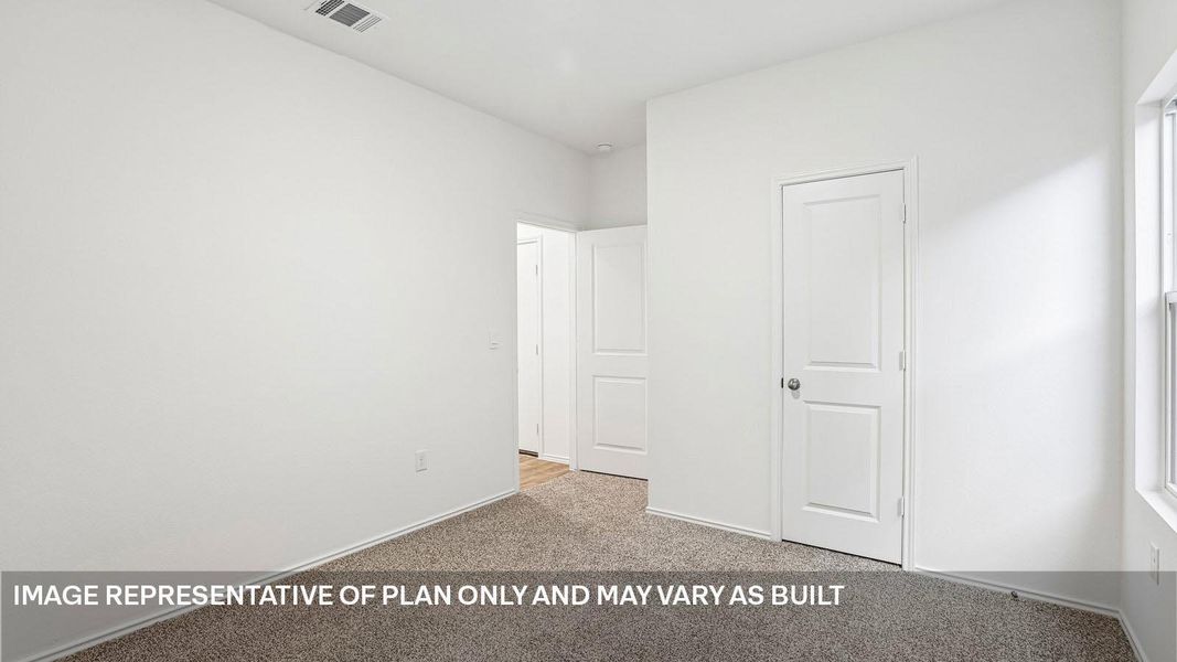 Spacious, unfurnished interior of a new home in Durango, Mustang Ridge (Image 27).