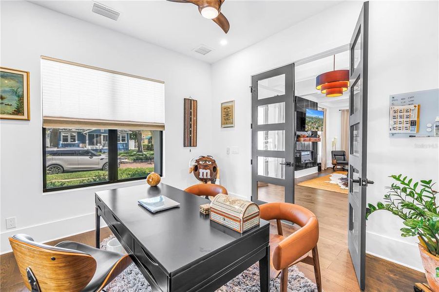 Furnished interior view inside a new home in , St. Petersburg (Image 7).