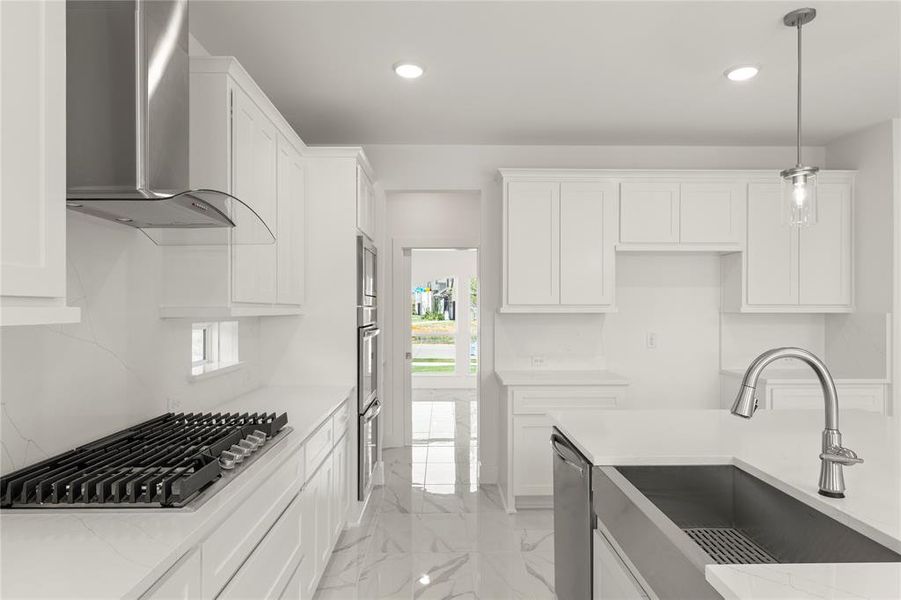 09. 15000 Pizarro - Kitchen (3)