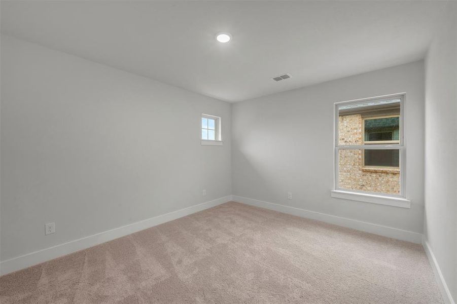 Spacious, unfurnished interior of a new home in Lilyana, Celina (Image 33). Spacious, unfurnished interior of a new home in Lilyana, Celina (Image 33).