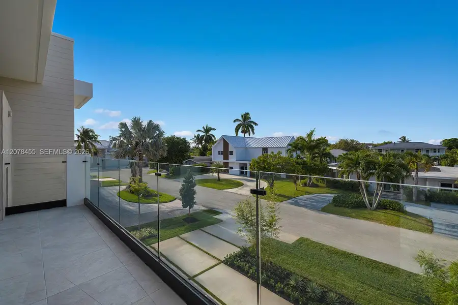 Image 66 of a home in .