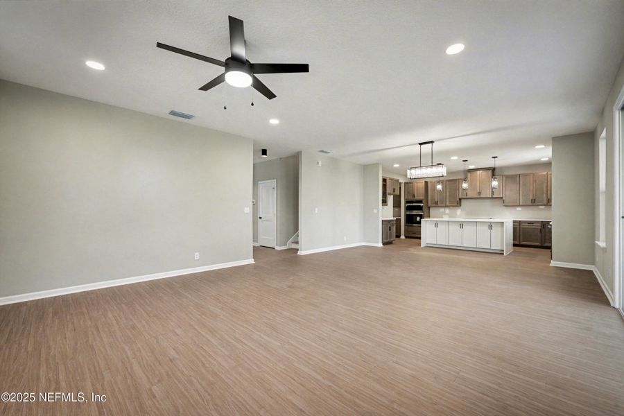 Spacious, unfurnished interior of a new home in , Green Cove Springs (Image 38). Spacious, unfurnished interior of a new home in , Green Cove Springs (Image 38).