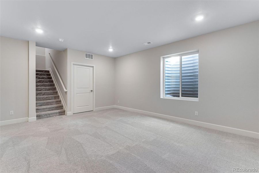 Spacious, unfurnished interior of a new home in Crescendo Collection at Reunion, Commerce City (Image 28). Spacious, unfurnished interior of a new home in Crescendo Collection at Reunion, Commerce City (Image 28).