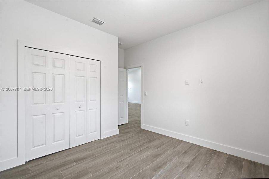Spacious, unfurnished interior of a new home in , Cape Coral (Image 30). Spacious, unfurnished interior of a new home in , Cape Coral (Image 30).
