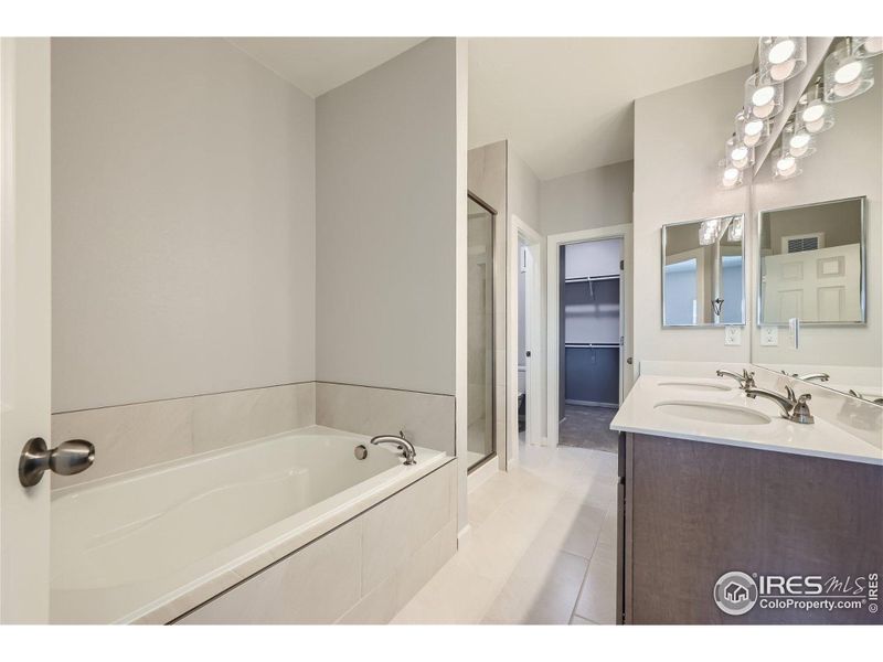 Furnished interior view inside a new home in , Longmont (Image 3).