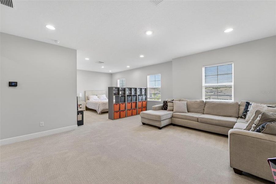 Furnished interior view inside a new home in Creek Ridge Preserve, Lithia (Image 55). Furnished interior view inside a new home in Creek Ridge Preserve, Lithia (Image 55).