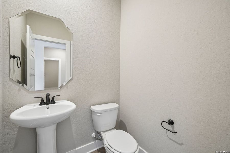 Furnished interior view inside a new home in Fox Falls, Boerne (Image 8).