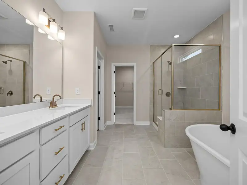 Furnished interior view inside a new home in Tobacco Road, Angier (Image 9).