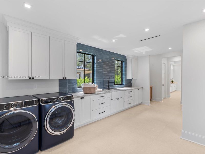 Furnished interior view inside a new home in , Miami (Image 14).